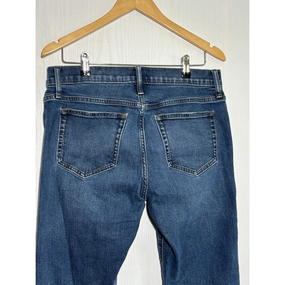 J. Crew sits waist